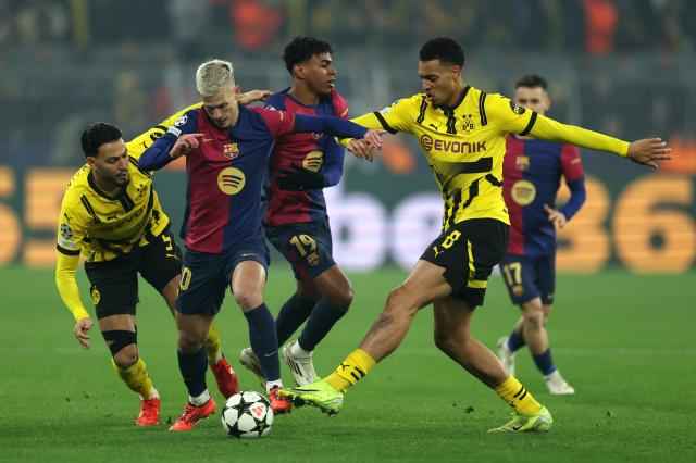 لامين يامال يوضح السر وراء انتصار برشلونة على بوروسيا دورتموند