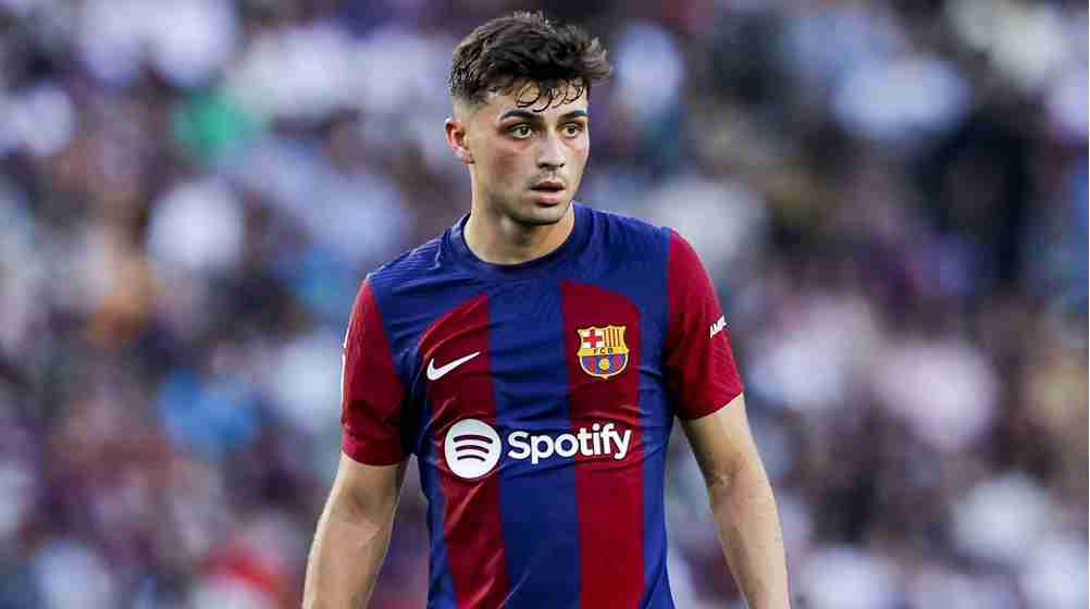 لاعب برشلونة يسلط الضوء على المهارة الاستثنائية لبيدري في الملعب