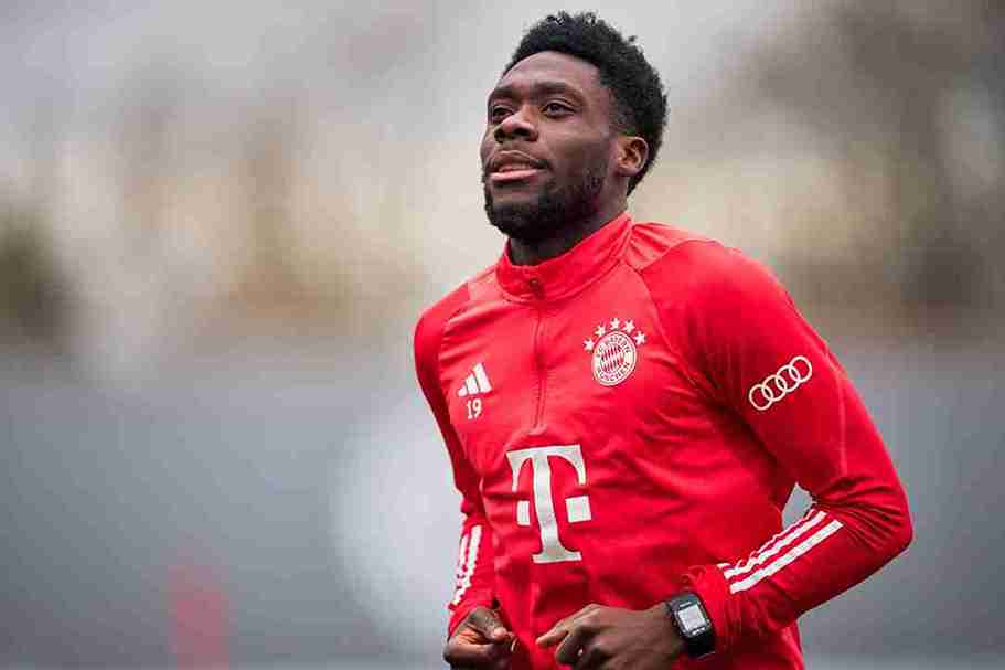 بايرن ميونيخ ينفق 120 مليون يورو لتجديد عقد ديفيز