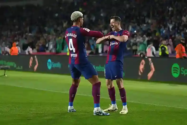 يوفنتوس يستعد للتعاقد مع نجم برشلونة خلال الأسبوع المقبل