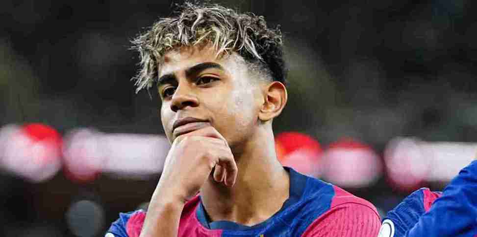 هانسي فليك يحدد بديل لامين يامال في برشلونة