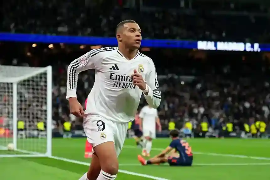 كارلو أنشيلوتي يحدد ترتيب مسددي ركلات الجزاء في ريال مدريد