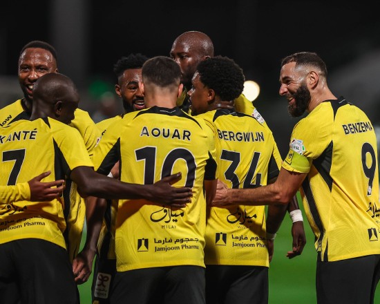 ما الذي قاله بنزيما لزملائه في الاتحاد قبل مواجهة الهلال التي انتهت برباعية؟