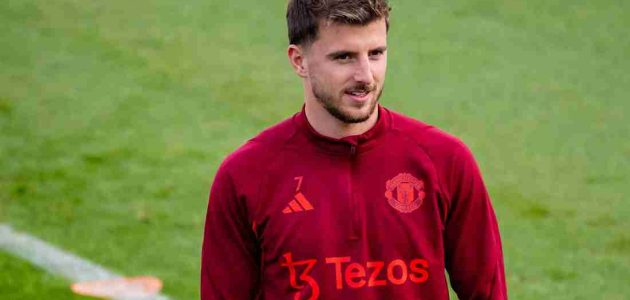 إنتر ميلان يدرس إمكانية التعاقد مع ماونت لاعب مانشستر يونايتد