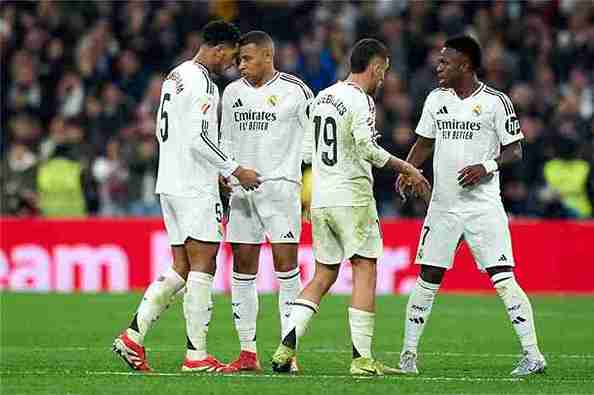 ريال مدريد يراجع خطته لتعزيز الدفاع في الصيف