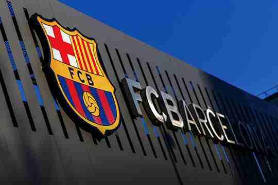 برشلونة يدلي بأول تعليق على مواجهة بنفيكا في دور الـ16 لدوري أبطال أوروبا