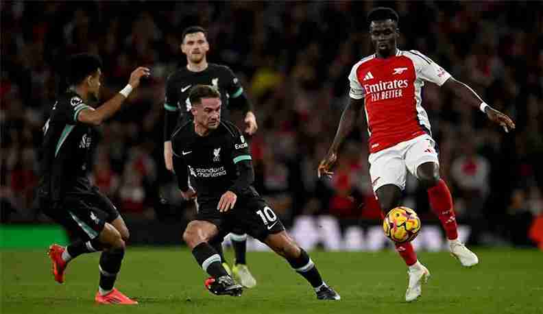 ليفربول يعلن تغيير موعد مواجهته مع آرسنال في الدوري الإنجليزي