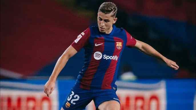 فيرمين لوبيز يجذب اهتمام أندية الدوري الإنجليزي الممتاز