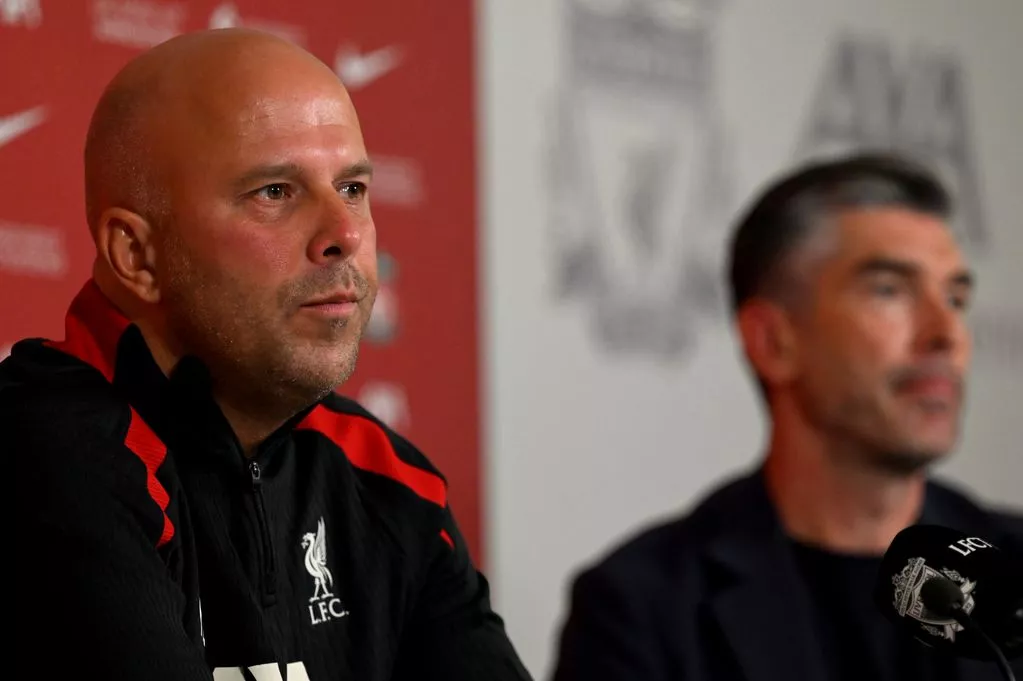 ليفربول يرصد 200 مليون جنيه إسترليني لتعاقدات الصيف