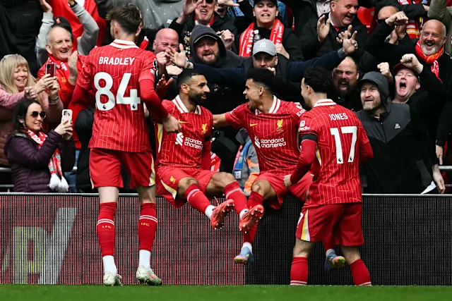 تقارير: باير ليفركوزن يسعى للتعاقد مع لاعب من صفوف ليفربول