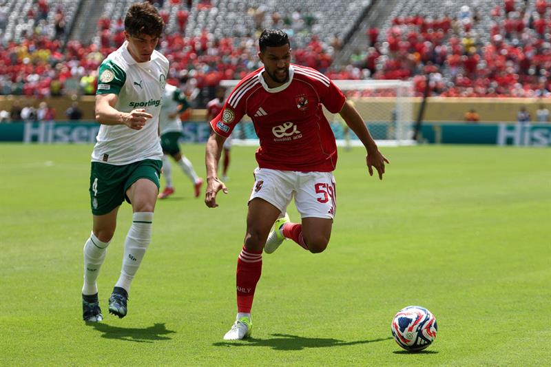بالميراس يتفوق على الأهلي بثنائية في كأس العالم للأندية