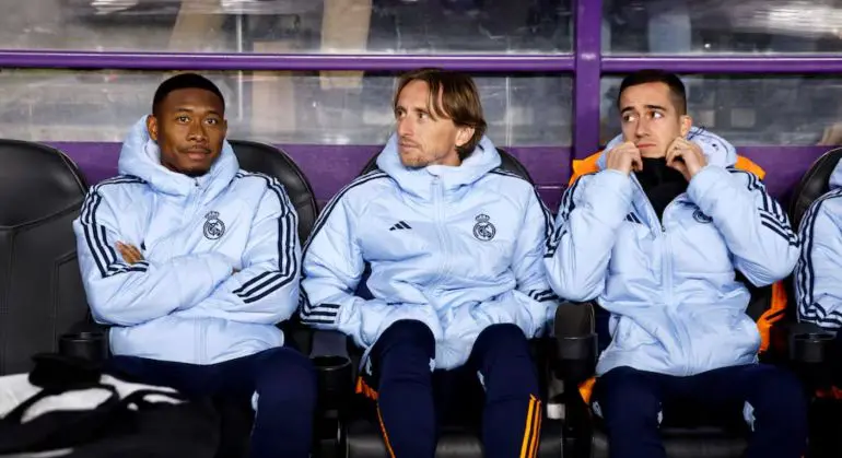 تقرير: ريال مدريد يفضل رحيل مدافعه هذا الصيف