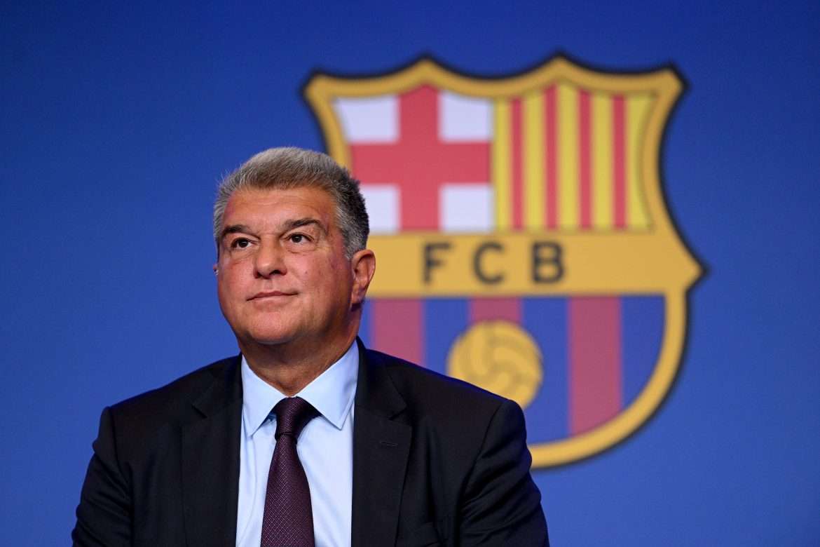 برشلونة يستعد لحسم ثاني صفقاته الصيفية خلال الأسبوع القادم